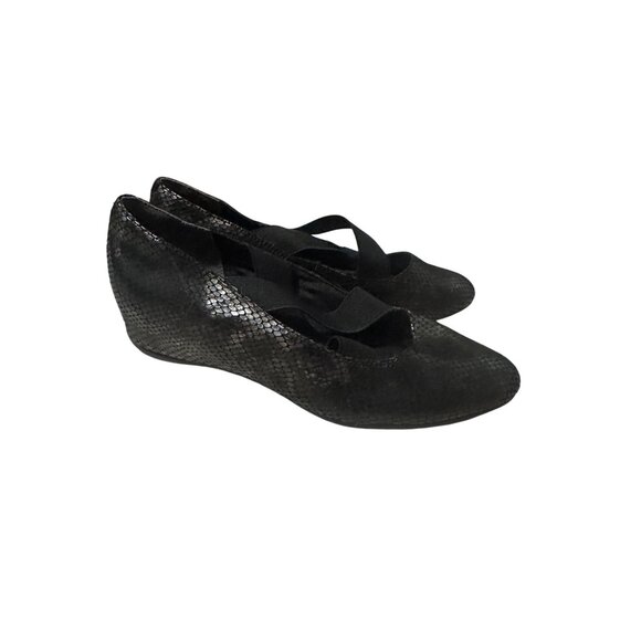 ROCKPORT Women's Black Leather Kitten Heel Wedges Size 8 - Picture 8 of 8